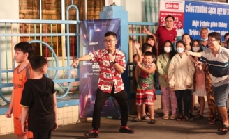 MC Hoàng Rapper và khám phá nét văn hóa ẩm thực độc đáo của thành phố về đêm