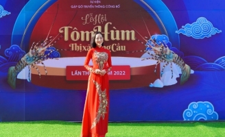 MC Lê Đình Minh Ngọc tự hào kết nối chương trình tôn vinh làng nghề nuôi trồng thuỷ sản
