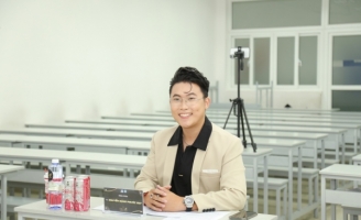 MC Phước Đạt ngồi ghế nóng Người dẫn chương trình tài năng - THE MIC 2026