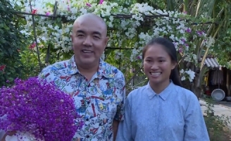 MC Quốc Thuận “sốc” trước hot TikToker 20 triệu lượt thích vẫn ở nhà sửa từ chuồng bò 