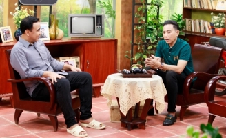 MC Quyền Linh bị nghệ sĩ Hữu Tiến “bóc phốt” nợ 50 nghìn không trả