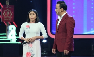 MC Quyền Linh khiến nữ điều dưỡng tuyến đầu chống dịch khóc nghẹn chỉ vì câu hỏi này