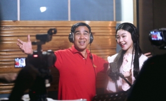 MC Quyền Linh muốn các con tiếp bước hành trình 30 năm thiện nguyện của mình