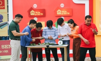 MC Quyền Linh nhói lòng trước những giọt nước mắt của trẻ em mồ côi