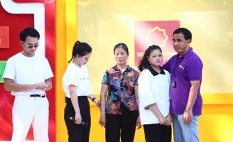 MC Quyền Linh tức giận người cha, người mẹ bỏ đi để con mồ côi khi còn quá nhỏ 