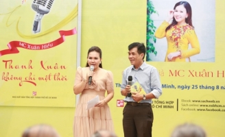 MC Xuân Hiếu dành 2 năm cho quyển sách “Thanh xuân không chỉ một thời”