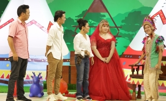 “Mẹ chồng quốc dân” Ngân Quỳnh gả con gái cho Trường Giang