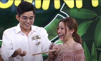 Mia bị Jun Phạm “cà khịa” khóc không thành lời tại Góc Bếp Thông Minh 