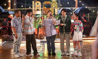 Một phiên bản ‘Vào đời’ rất khác trong La Cà Hát Ca  