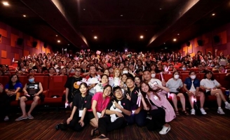 Mỹ Tâm gửi lời cám ơn 10.000 khán giả ra rạp xem phim Người Giữ Thời Gian