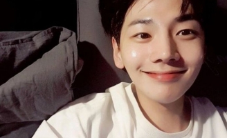 Nam diễn viên qua đời ở tuổi 31 vì ung thư dạ dày