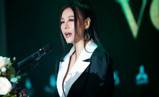 Nam Thư gây sốt với hình ảnh chững chạc, thanh lịch khi chuyển hướng kinh doanh