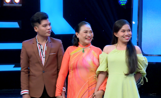 Nàng dâu “tranh thủ” khoe chồng đẹp trai trên sóng truyền hình