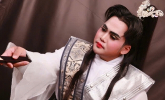 Nghệ sĩ Hoàng Tuấn Minh có những thang điểm rất cao dành cho thế hệ trẻ