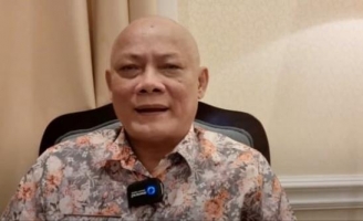 Nghệ sĩ Tấn Hoàng bất ngờ cạo đầu, ăn chay vì lý do này