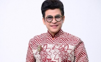 Nghệ sĩ Thanh Bạch lần đầu ngồi ghế giám khảo chính Tinh Hoa Hội Tụ mùa 3