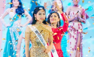 Ngô Ngọc Gia Hân lộng lẫy đăng quang Miss Teen International 2022