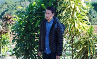 Ngọc Thuận “mặt dày” cưa cẩm lại Nguyệt Ánh trong Muôn Kiểu Làm Dâu