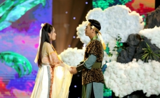 Người Kể Chuyện Tình 2023: Rực rỡ, mãn nhãn và nhiều cảm xúc ngay đêm ra mắt