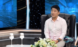 Người “khoác áo hoa” cho ban nhạc 300 người trong Festival hoa Đà Lạt