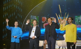 Nguyễn Hồng Quyết từ bỏ nghề có thể kiếm ra thu nhập khủng để về quê làm nông