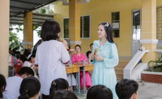 Nhạc sĩ – diễn giả Trúc Thy đưa dự án 