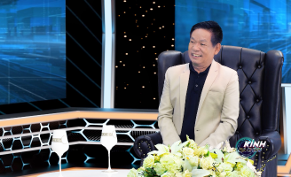 Nhiếp ảnh gia Thái Nhàn tiết lộ quy trình chụp ảnh lịch thập niên 90 chuẩn bị trước cả năm