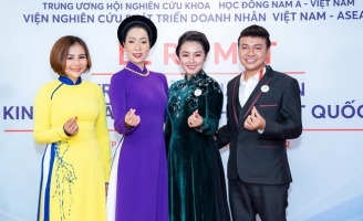 Nhiều sao Việt đến chúc mừng ra mắt trung tâm phát triển kinh tế - văn hóa - nghệ thuật quốc tế