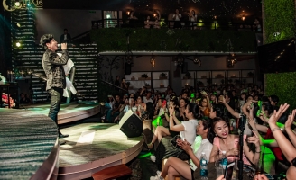 Đan Trường tiết lộ sẽ thực hiện live concert để kỷ niệm 25 năm ca hát tại Hà Nội