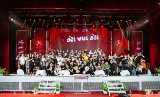 Nhóm sinh viên lan tỏa tiếng cười nghệ thuật qua Dự án tốt nghiệp - Sự kiện 