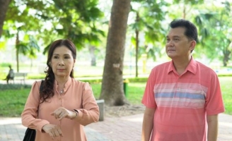 Những gam màu đặc biệt của “đôi uyên ương tình già” Kim Xuân - Hữu Châu 