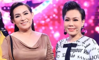 NS Việt Hương đại diện gia đình đang chuẩn bị các thủ tục hậu sự cho ca sĩ Phi Nhung