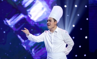 NSND Hồng Vân khen ngợi Hoài Anh Kiệt thông minh khi sáng tạo tiết mục đầy màu sắc âm nhạc