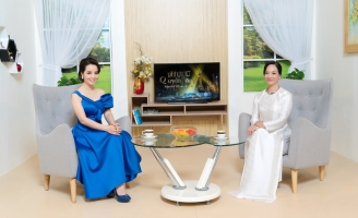 NSND Lê Khanh mở màn cho mùa thứ 4 chương trình Phụ Nữ Quyền Năng