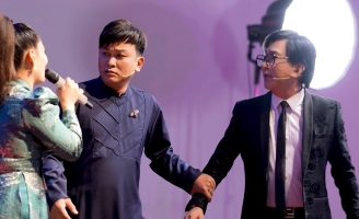 NSƯT Kim Tử Long hài hước ghi danh làm thí sinh Tài Danh Tân Cổ  