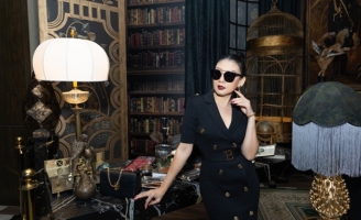 NSƯT Mỹ Uyên tham dự sự kiện tái xuất màn ảnh rộng với set đen huyền bí  thu hút mọi ánh nhìn 