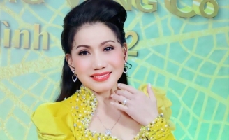 NSƯT Phượng Loan: Tôi sẵn sàng làm nền cho các nghệ sĩ cải lương trẻ tỏa sáng