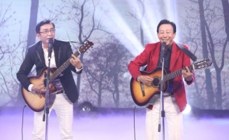 NSƯT Thế Hiển rơi lệ khi “Hoàng tử Mưa Bụi” Đình Văn nói về ca khúc Hát Về Anh, Nhánh lan rừng