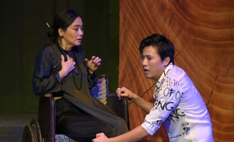 NSƯT Tuyết Thu ‘xuất thần’ với vai diễn người mẹ tật nguyền, đầy ẩn ức