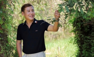 NTK Tâm Huỳnh: “Thế mạnh của tôi là thiết kế Áo dài và trang phục biểu diễn sân khấu” 