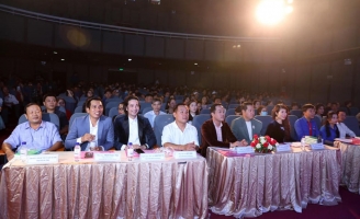 NTK Việt Hùng ngồi ghế “nóng” chung kết Nét đẹp thanh niên Nha Trang 2020