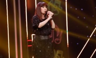 Nữ ca sĩ Bạch Lan kể về những năm tháng kiệt quệ, không đủ đóng tiền thuê nhà