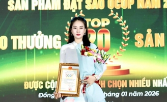 Nữ hoàng Nguyễn Như Thủy Tiên xinh đẹp trong ngày nhận bằng OCOP 2025