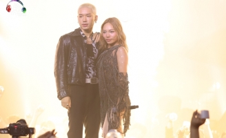 Our Song “nhá hàng” hai khách mời đặc biệt trong liveshow 2