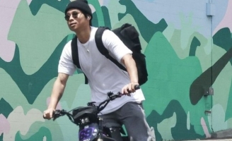 Pax Thiên ngày càng nổi loạn