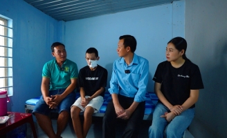 Phim Hai Muối hỗ trợ học phí cho các hoàn cảnh khó khăn