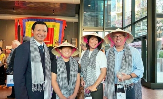 Phim Hai Muối tham gia cùng gian trưng bày tại Xúc tiến Du lịch - Điện ảnh Việt Nam tại Hoa Kỳ 2024