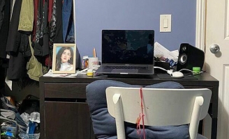 Phùng Ngọc Huy rửa ảnh Mai Phương treo trong phòng ngủ, còn dặn dò gia đình thờ cúng chu đáo