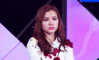 Phương Trinh Jolie: Mẹ mất không có nơi đặt quan tài và những trắc trở trong cuộc đời