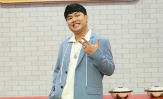  “Quyên Hẻm Cụt” Quốc Khánh đảm nhận vai trò chủ quán tại Quán ăn hạnh phúc